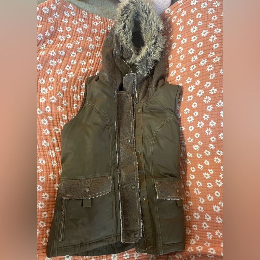 KUHL Projeckt vest